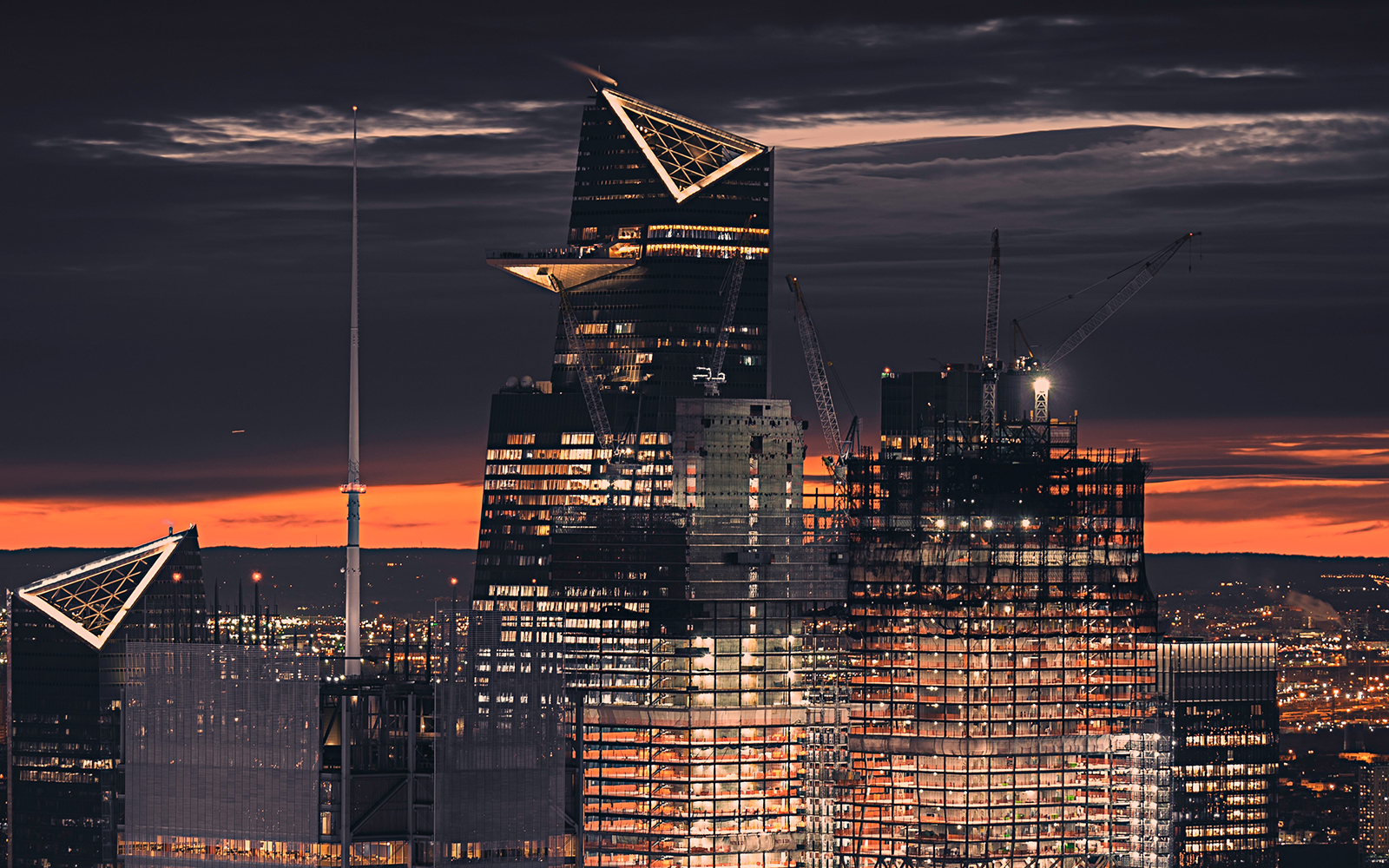 The Edge NYC at Sunset Best Views of the Skyline